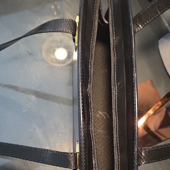 Vintage Bally Black Leather Shoulder Bag  Gold BB Logo |Authentic w/ COA - Picture 4 of 15